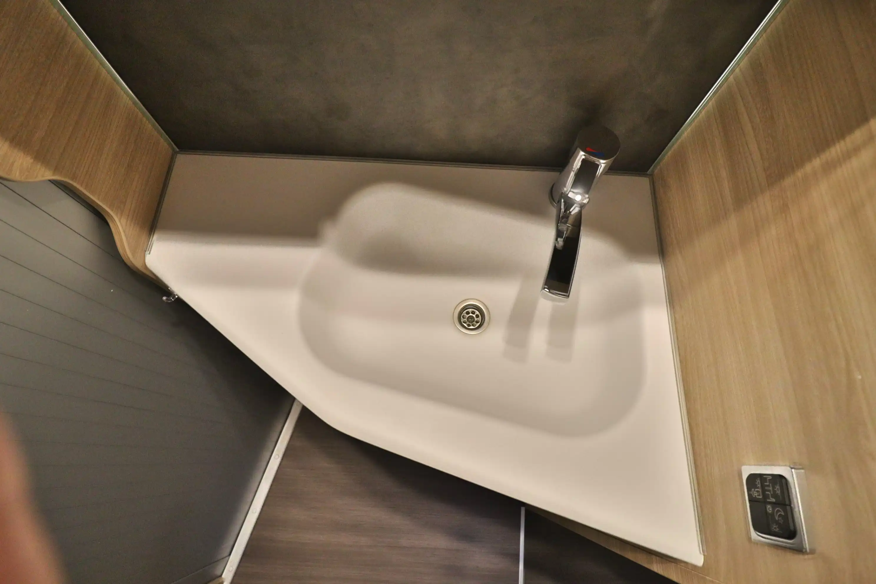 KNAUS VAN TI Plus 700 LF